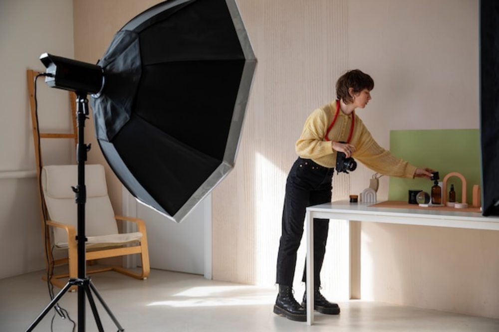 全鏡頭女性視角 攝影師工作中的細膩服務與專業(yè)呈現(xiàn)